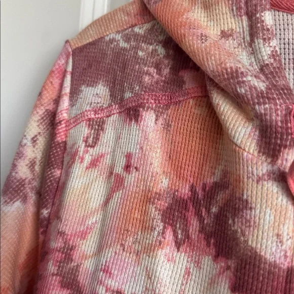 LOGO matching set of crop pant and front zip hoodie. Tie dye waffle knit. NWOT. - Picture 5 of 16